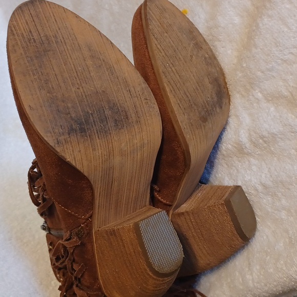 Fringed boots brown size 7, side zipper - Picture 7 of 7